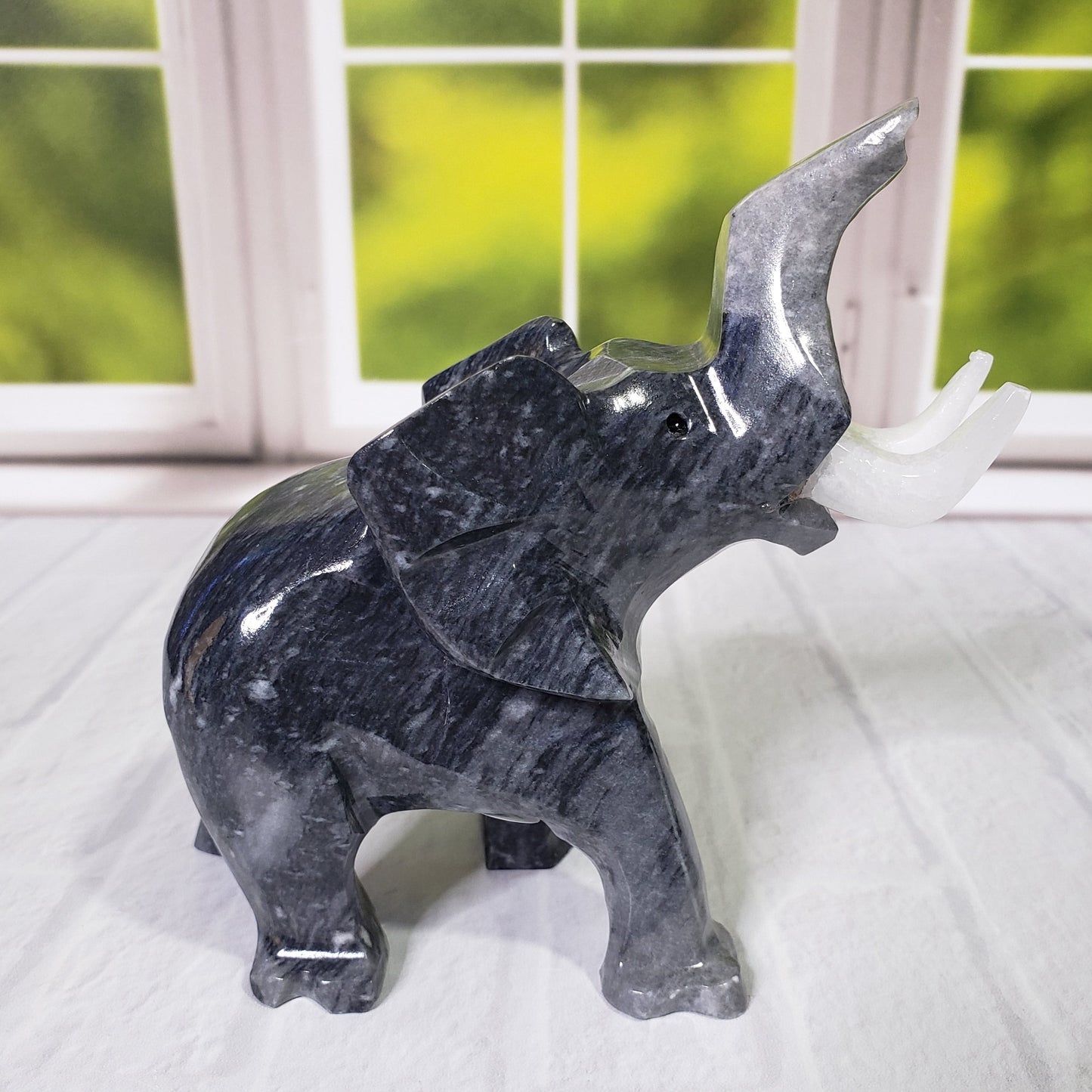 Adorable Marble Elephants with Calcite