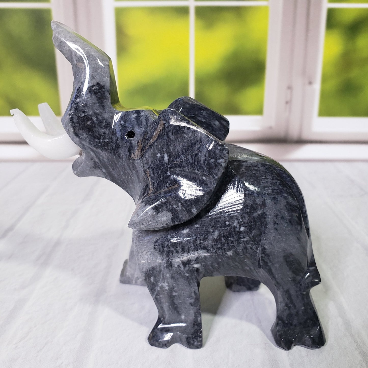 Adorable Marble Elephants with Calcite