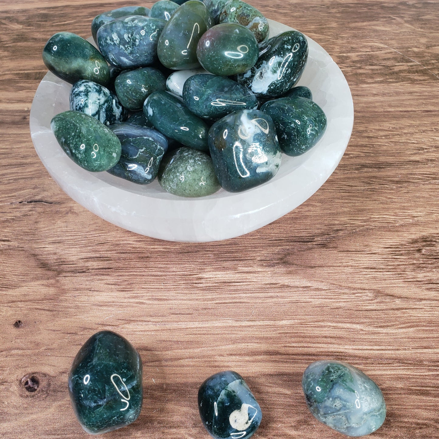 Green Moss Agate Tumbled Stones