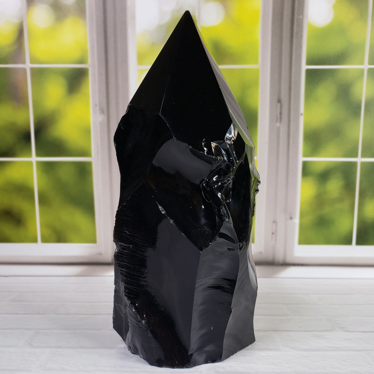 XL Stunning Large Obsidian Tower