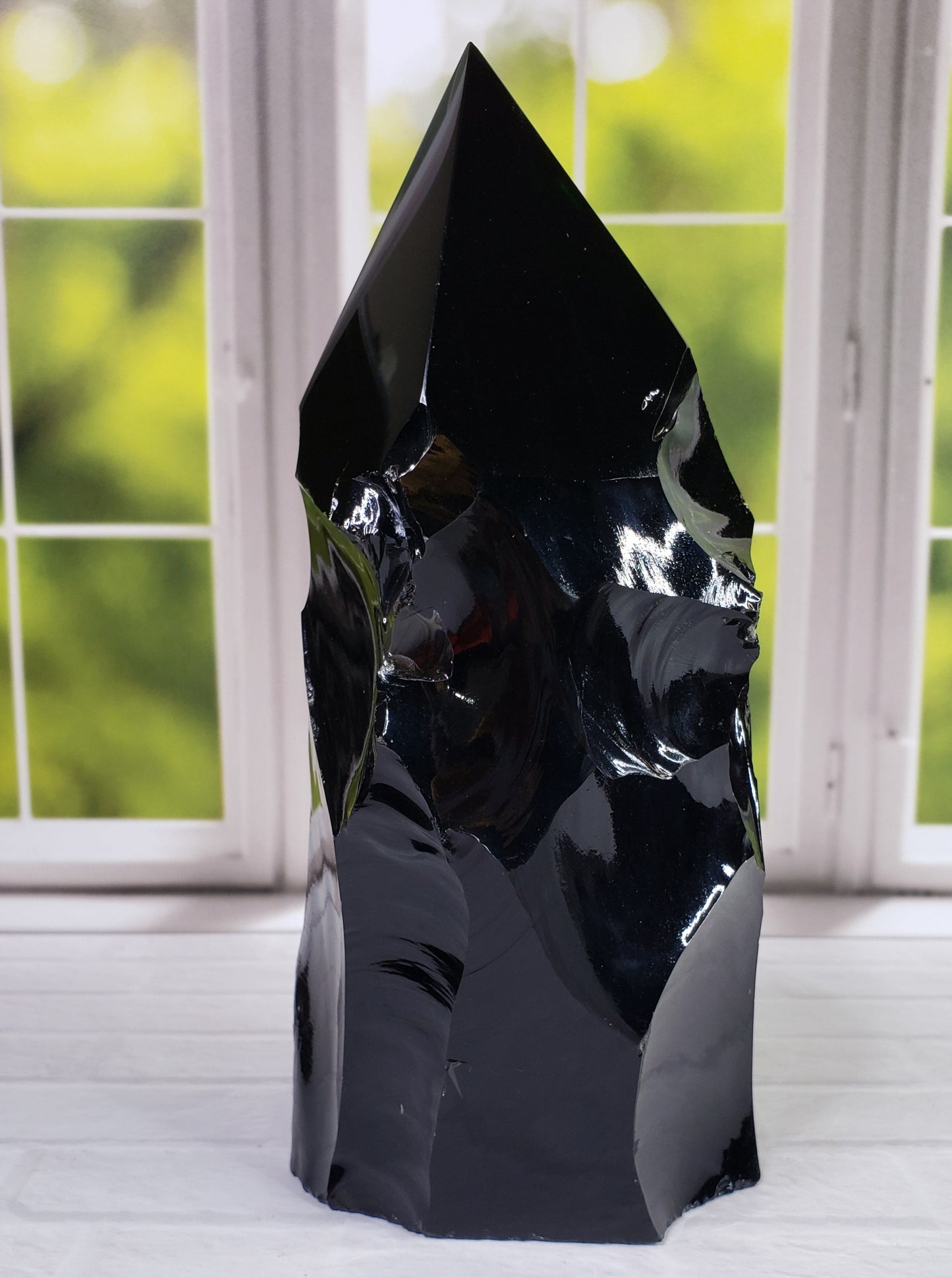 XL Stunning Large Obsidian Tower