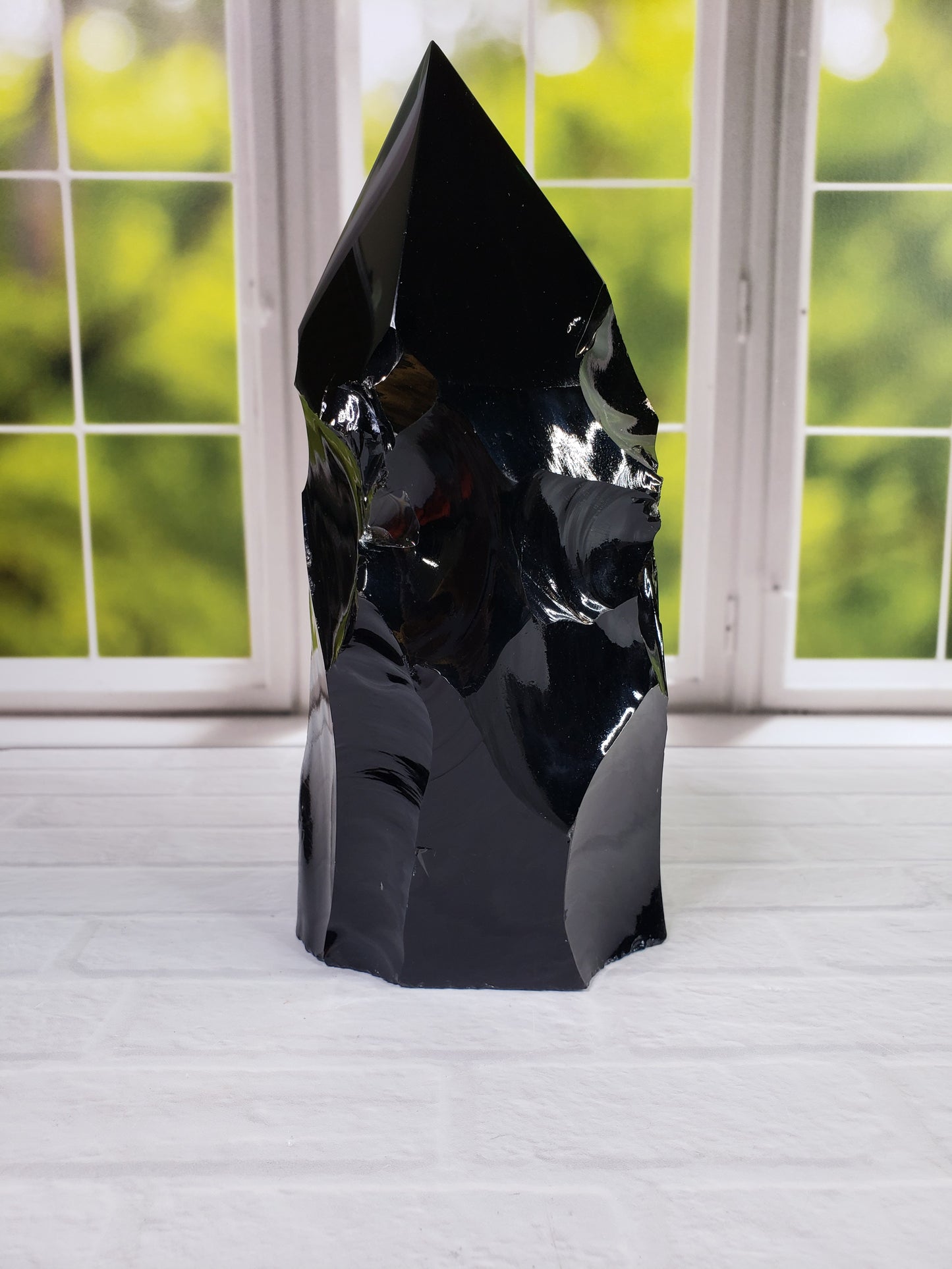 XL Stunning Large Obsidian Tower