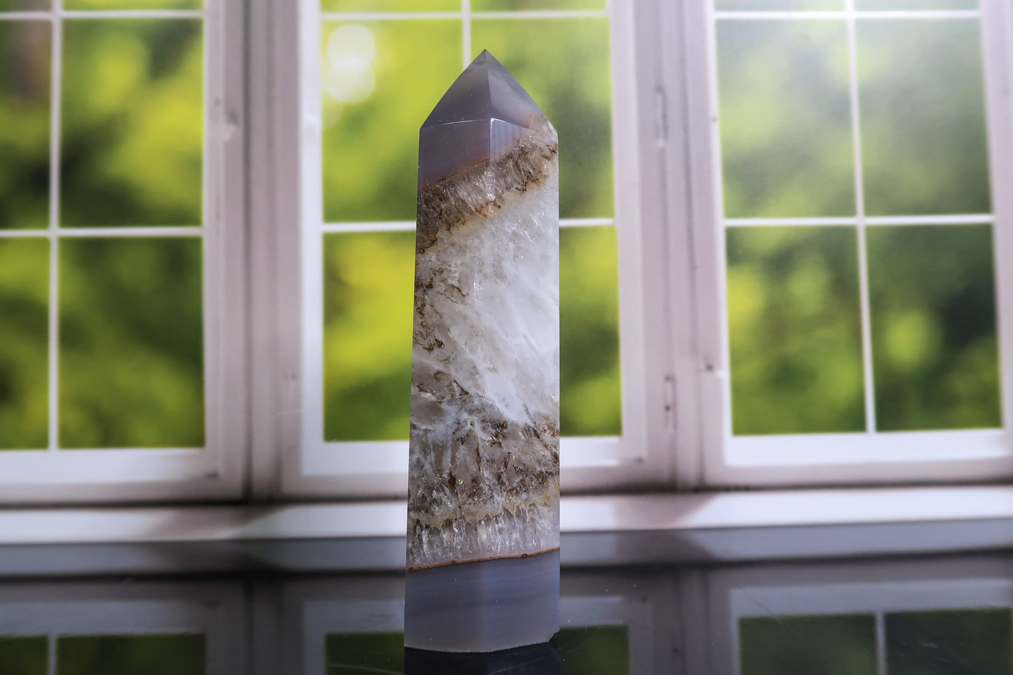 Lovely Agate and Quartz Tower