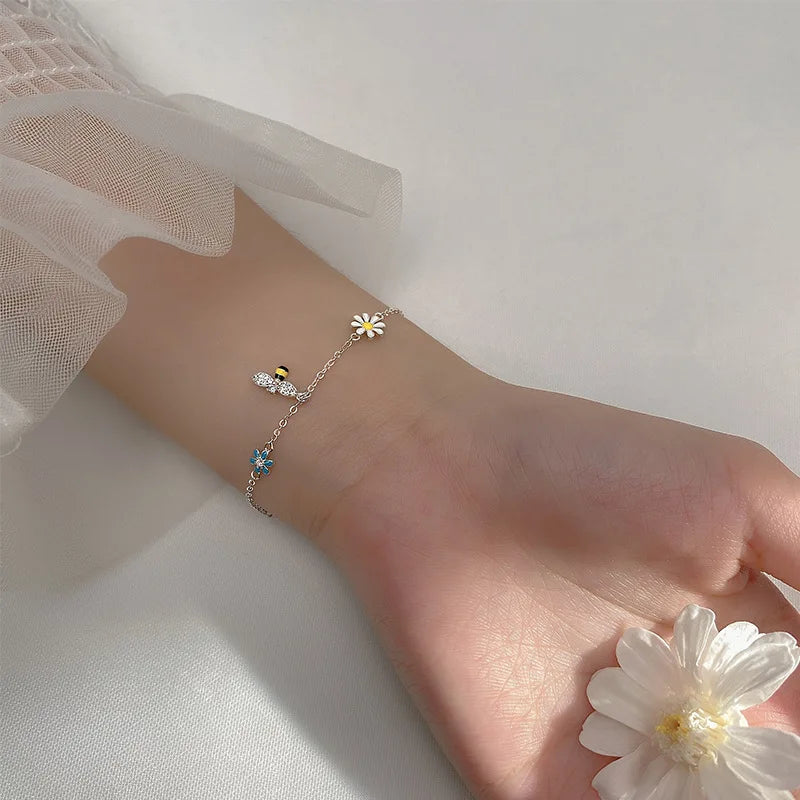 Sterling Silver Daisy Bee Charm Bracelet Bangle