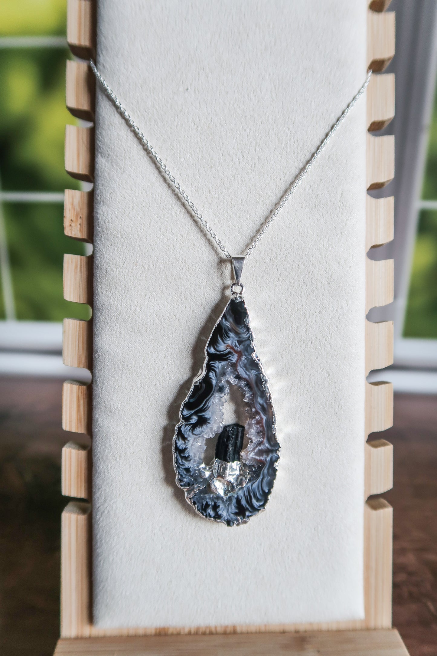 Agate Pendants with Black Tourmaline Crystal