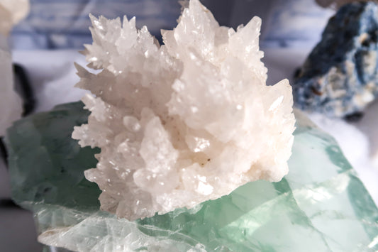 White Aragonite Cluster (lg)